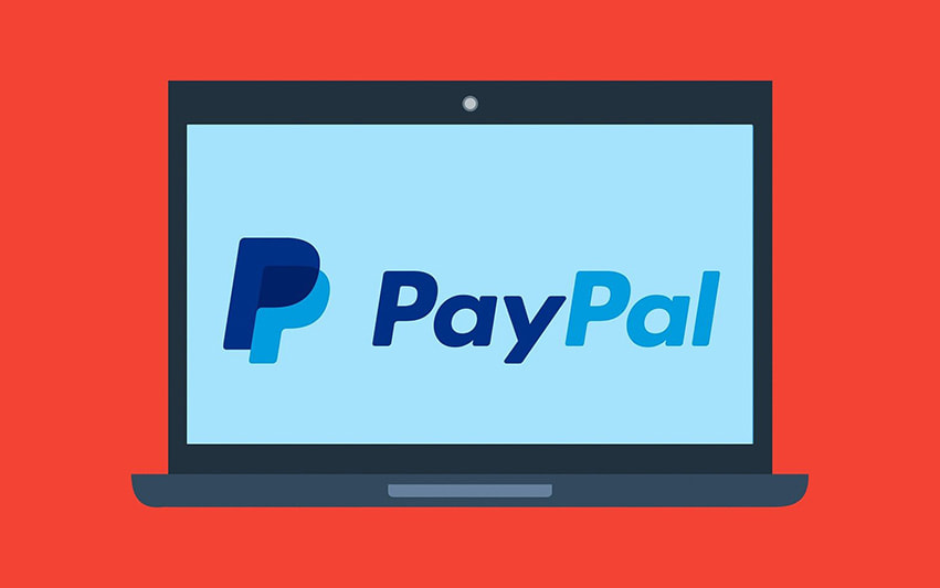 paypal logo auf einem laptop